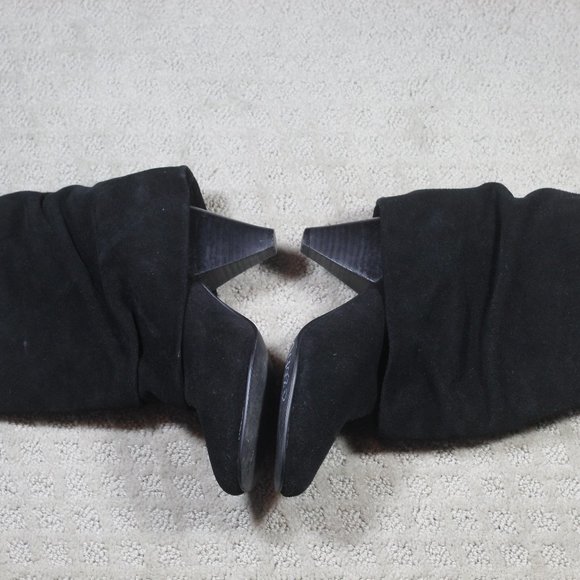 Steve Madden Size 6.5 Faux Suede Cuffed Ankle 3" Heeled Boots - Picture 3 of 6